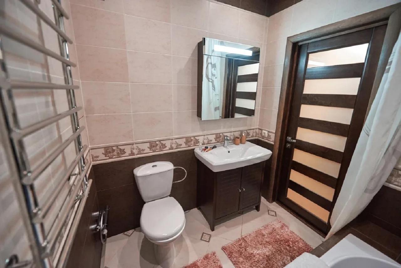 Paulmarie Apartments On Prs. Lenina, 51 Gomel Exterior photo